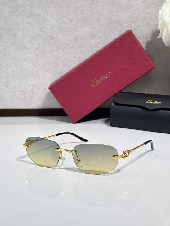 Picture of Cartier Sunglasses _SKUfw77817066fw